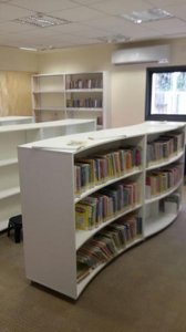 ������ ��