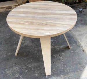 ����� ���