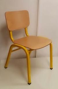 כסא יצירה בצבע